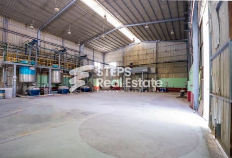 Prime Factory Warehouse Rental in Industrial Area