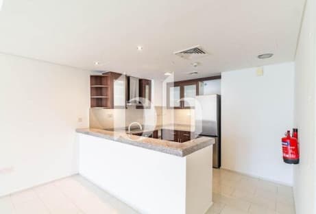 1 BEDROOM | SF | BEACH ACCESS | PRIME LOCATION
