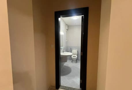 Spacious 2-Br Unfurnished for Rent in Bin Mahmoud