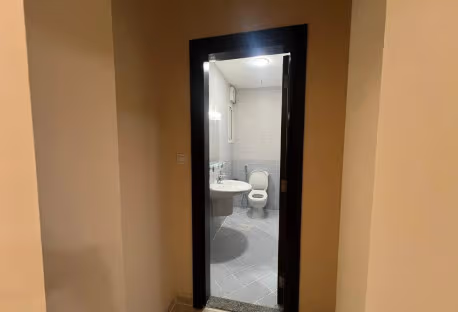 Spacious 2-Br Unfurnished for Rent in Bin Mahmoud