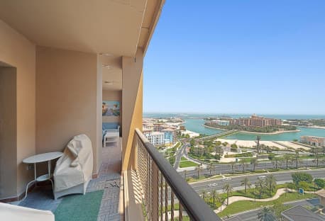 Spacious 1BHK+Office For Rent| Porto Arabia