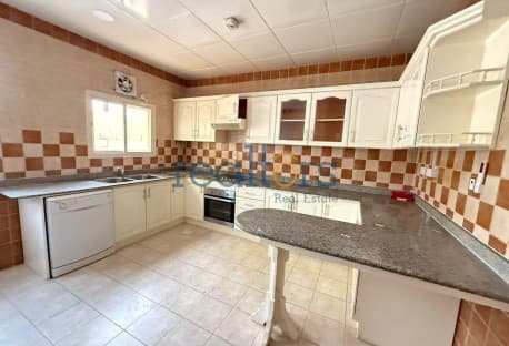 Spacious Villa Compound for Rent – Al Sadd Area
