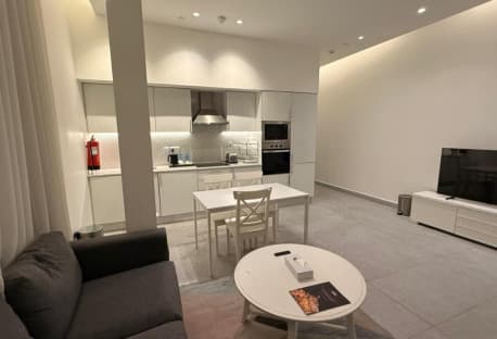 Elegant Fully Furnished Hotel Apartment