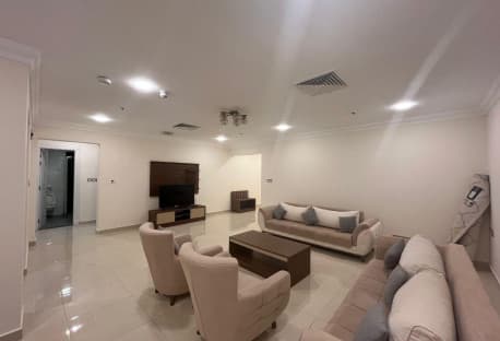 3BR FF Apartment in Fereej Abdel Aziz BILLS INC