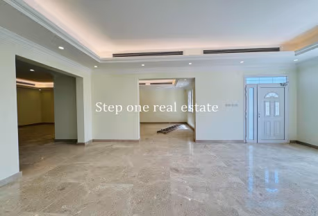 AFFORDABLE ATTACHED VILLA IN PRIME LOCATION
