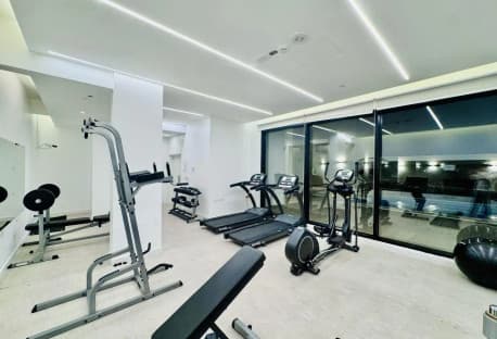 COZY 1BR FF APARTMENT | POOL & GYM | Free Bills