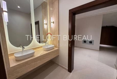 EXCLUSIVE FOR QATARIS AND GCC CITIZEN 7 BRS VILLA