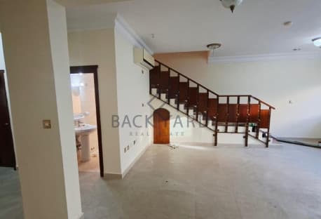 Spacious 5-Bedroom Villa with Maid’s Room