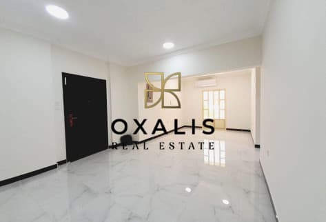 HUGE AND SPACIOUS 3 BHK UNFURNISHED | WITH BALCONY