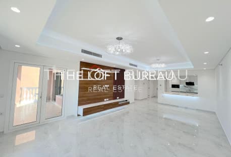 NO COMMISSION ! FULLY RENOVATED! AMAZING APARTMENT