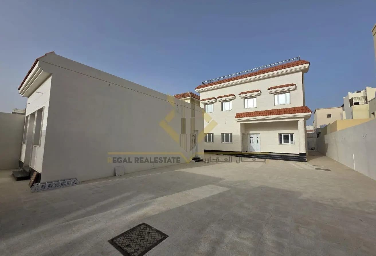 7-Bedroom Villa in Al Sakhama for Sale