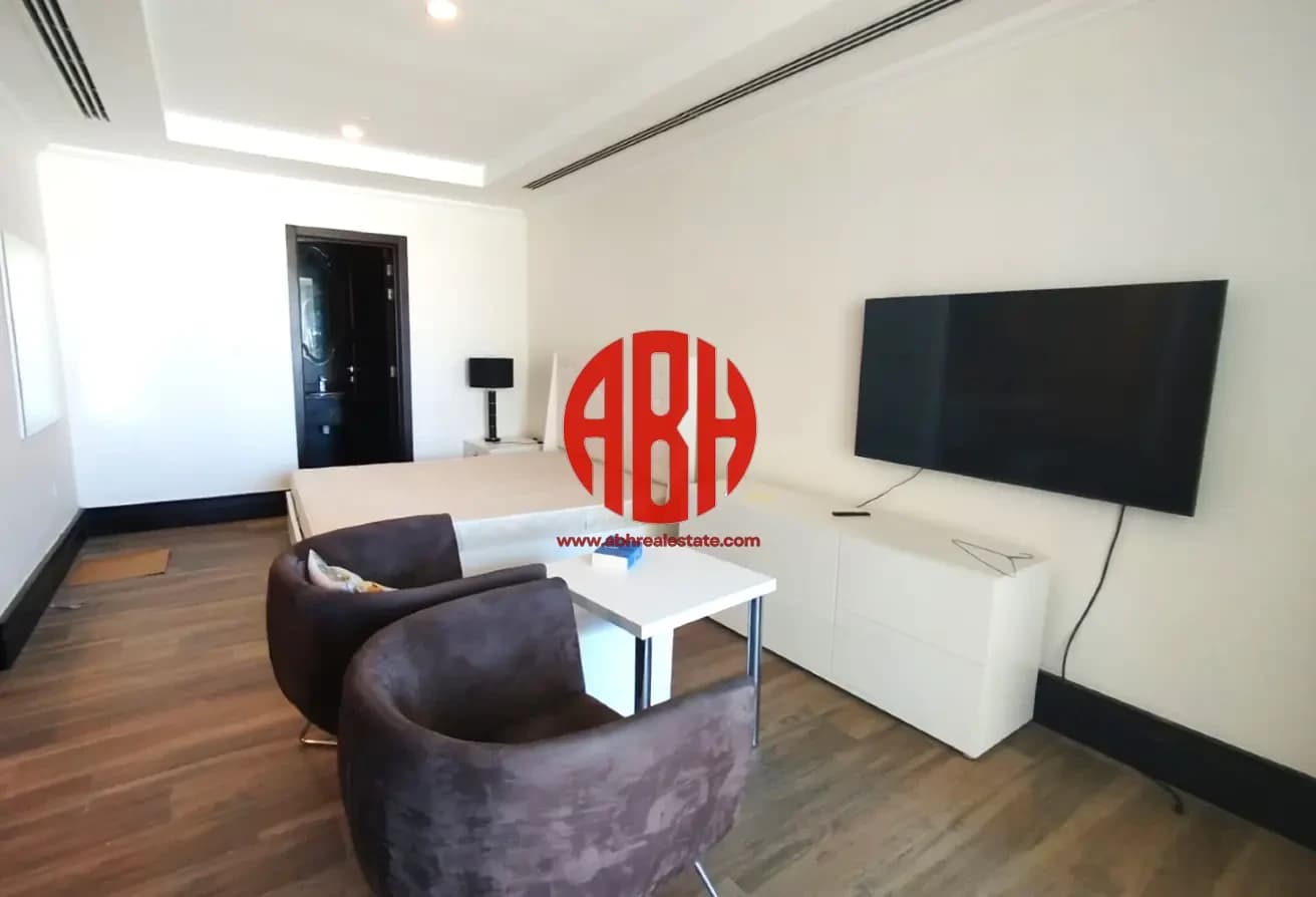BILLS INCLUDED | LUXURY STUDIO | 1 MONTH FREE