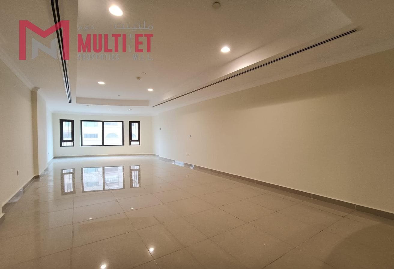 Elegant 1 BHK SF + 1 Office Appt | Modern Layout