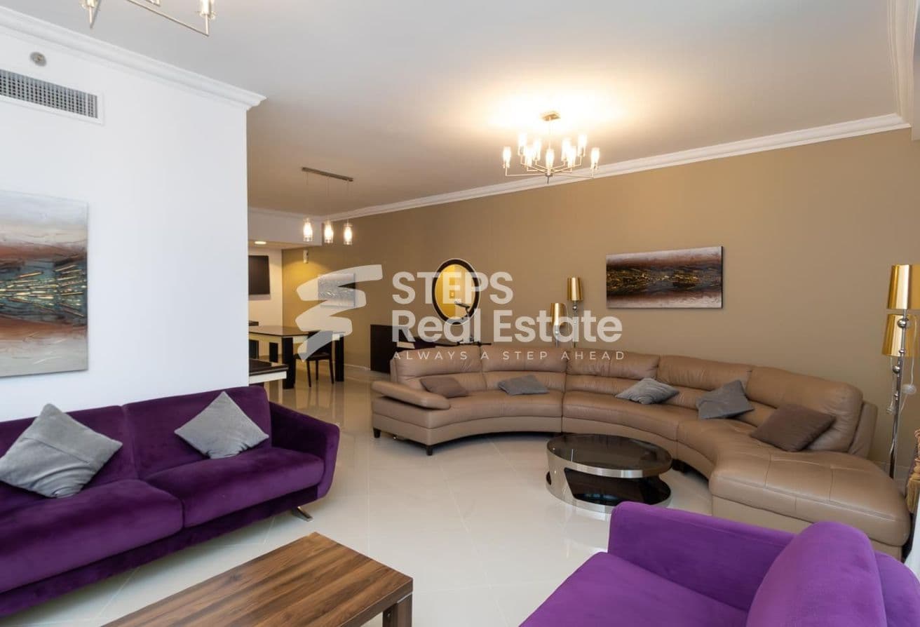 Luxurious Apartment with Amazing Views in West Bay