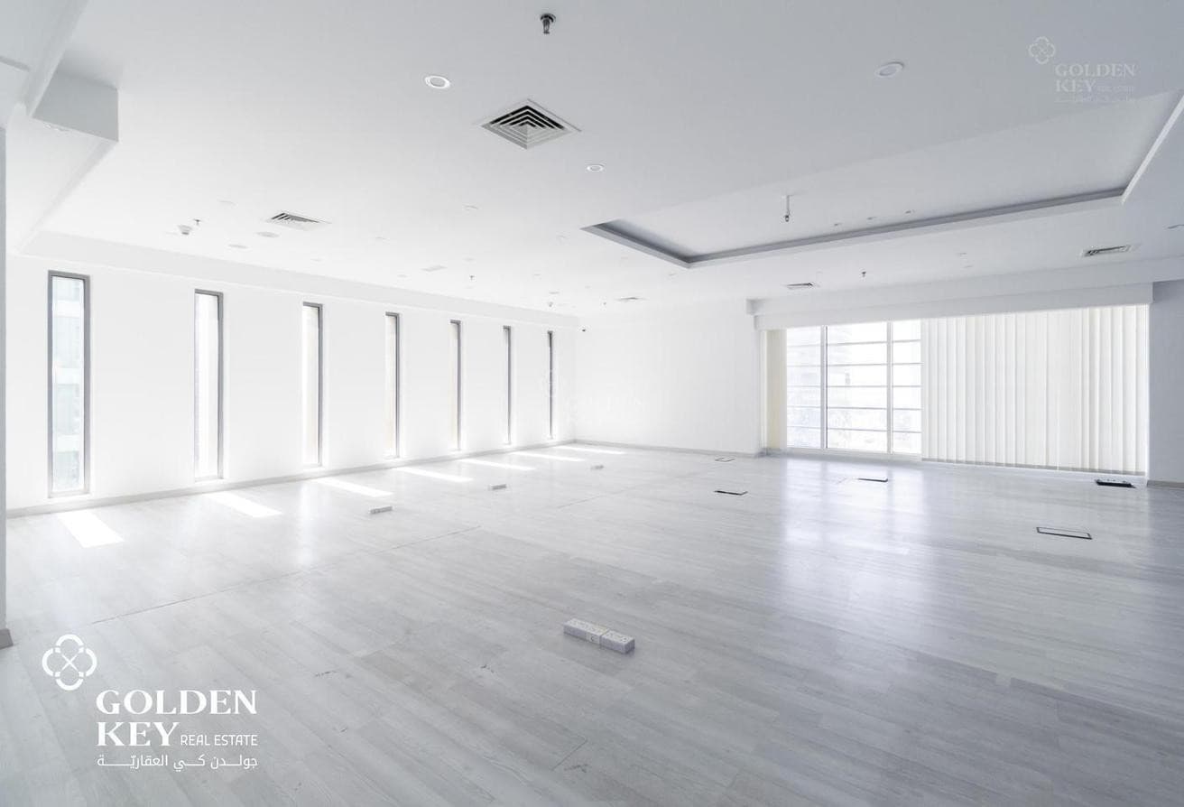 Large Office Space | Sunfilled | Great Tower