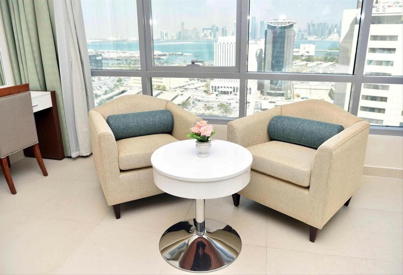 *LIMITED UNITS* Corniche Luxury Apartments