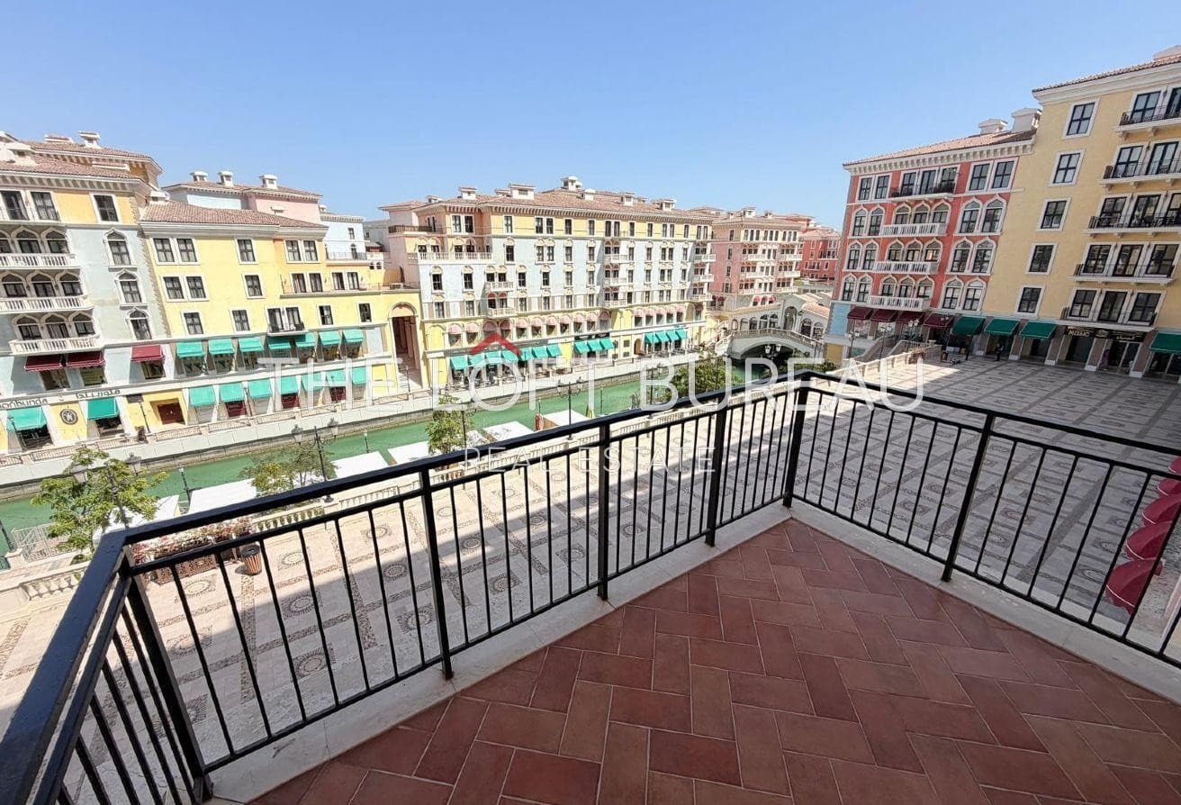 NO COMMISSION | | QUIET 2 BEDROOMS | BY THE BEACH