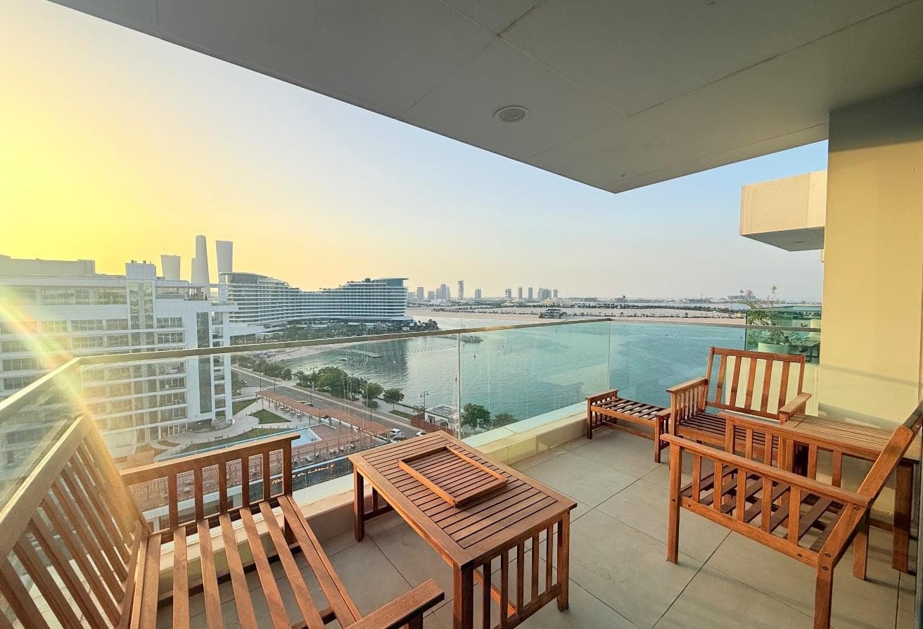 LUXURY 1 BHK FURNISHED APARTMENT SEA VIEW