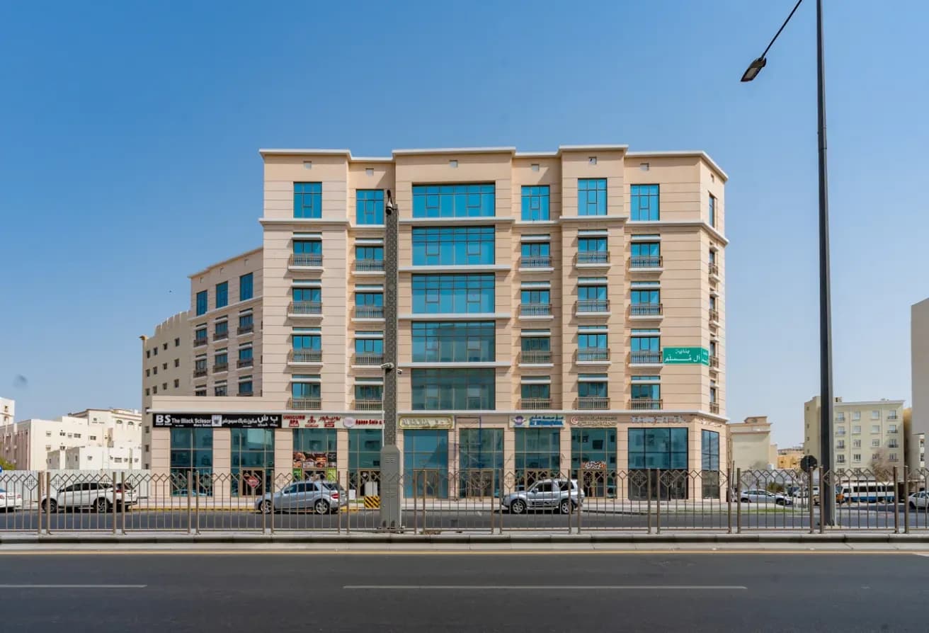 FULLY FURNISHED APARTMENTS AT UMM GHUWAILINA!