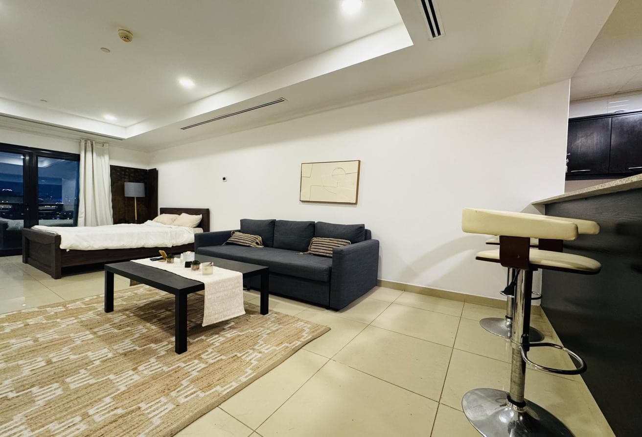 AMAZING FULLY FURNISHED STUDIO AND INCLUDING