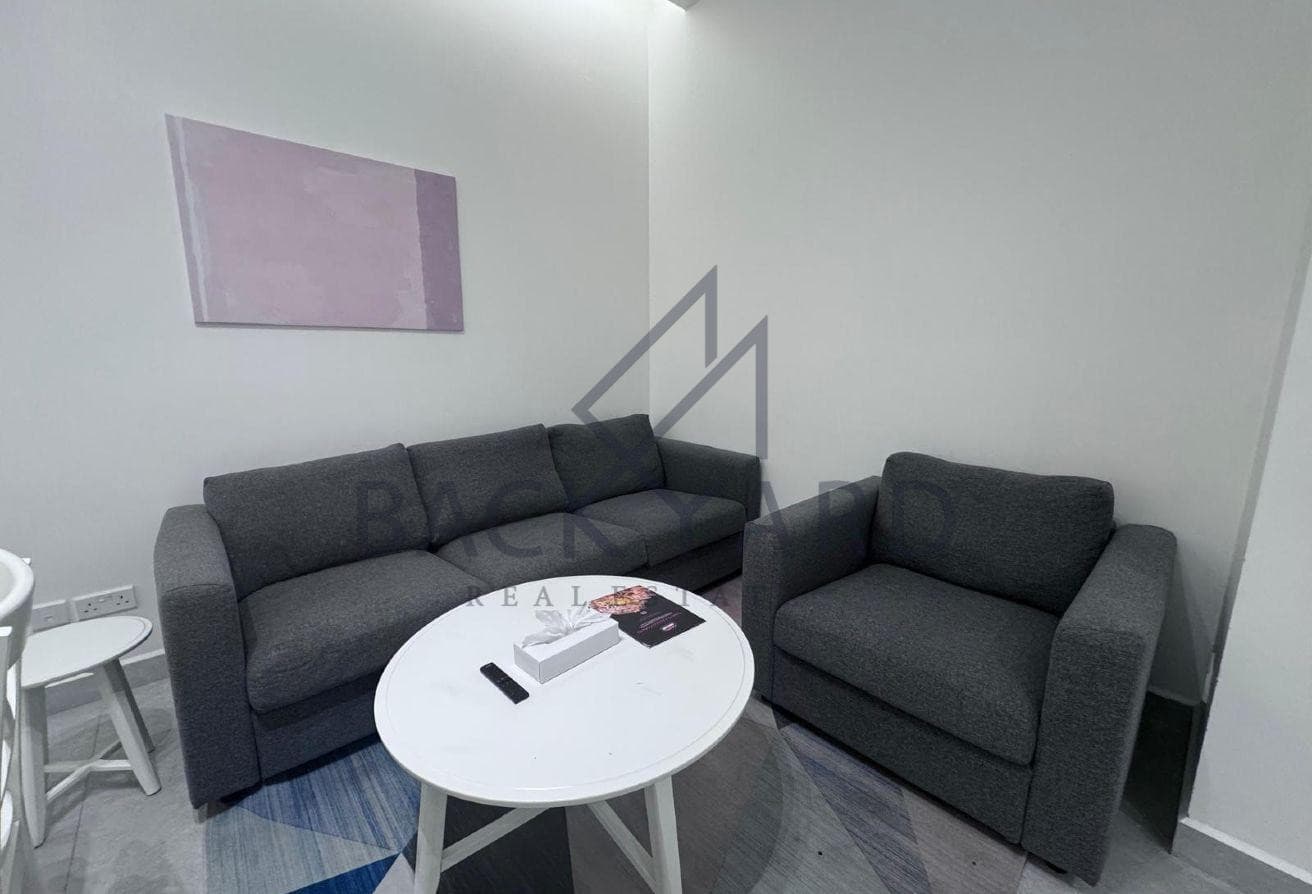 1 BHK Apartment 6500 with bills + Wifi
