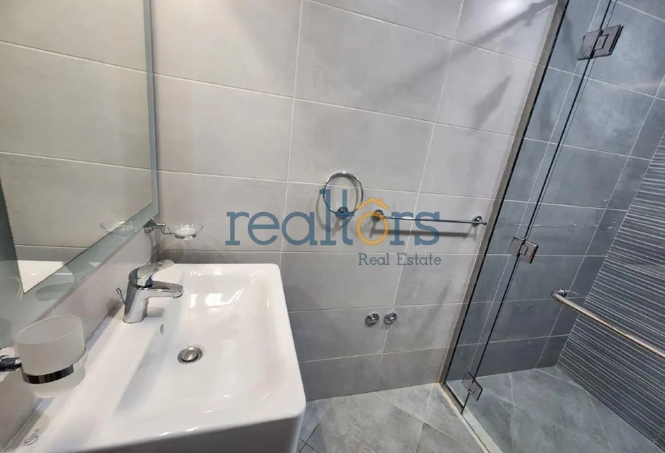 FF 2BR Apt | 2 Master Suites | W&E Inc | Pearl