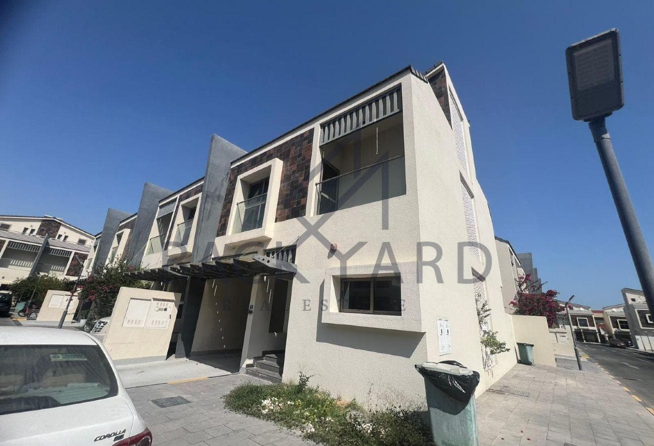 Spacious 3BHK + Maid | 350 SQM | Pool & Gym