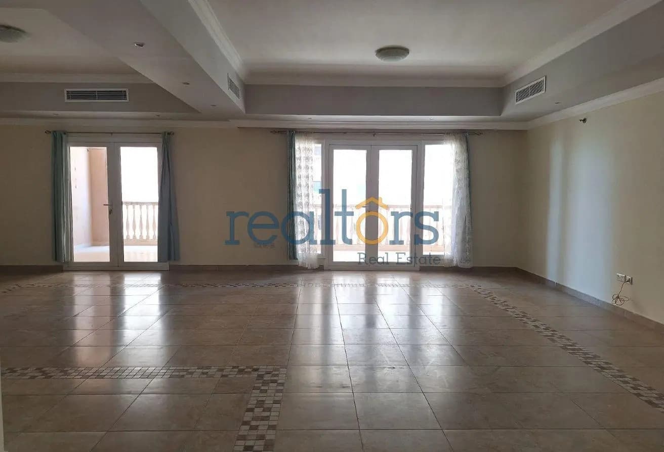 Amazing spacious 2 bedroom apartment. From August