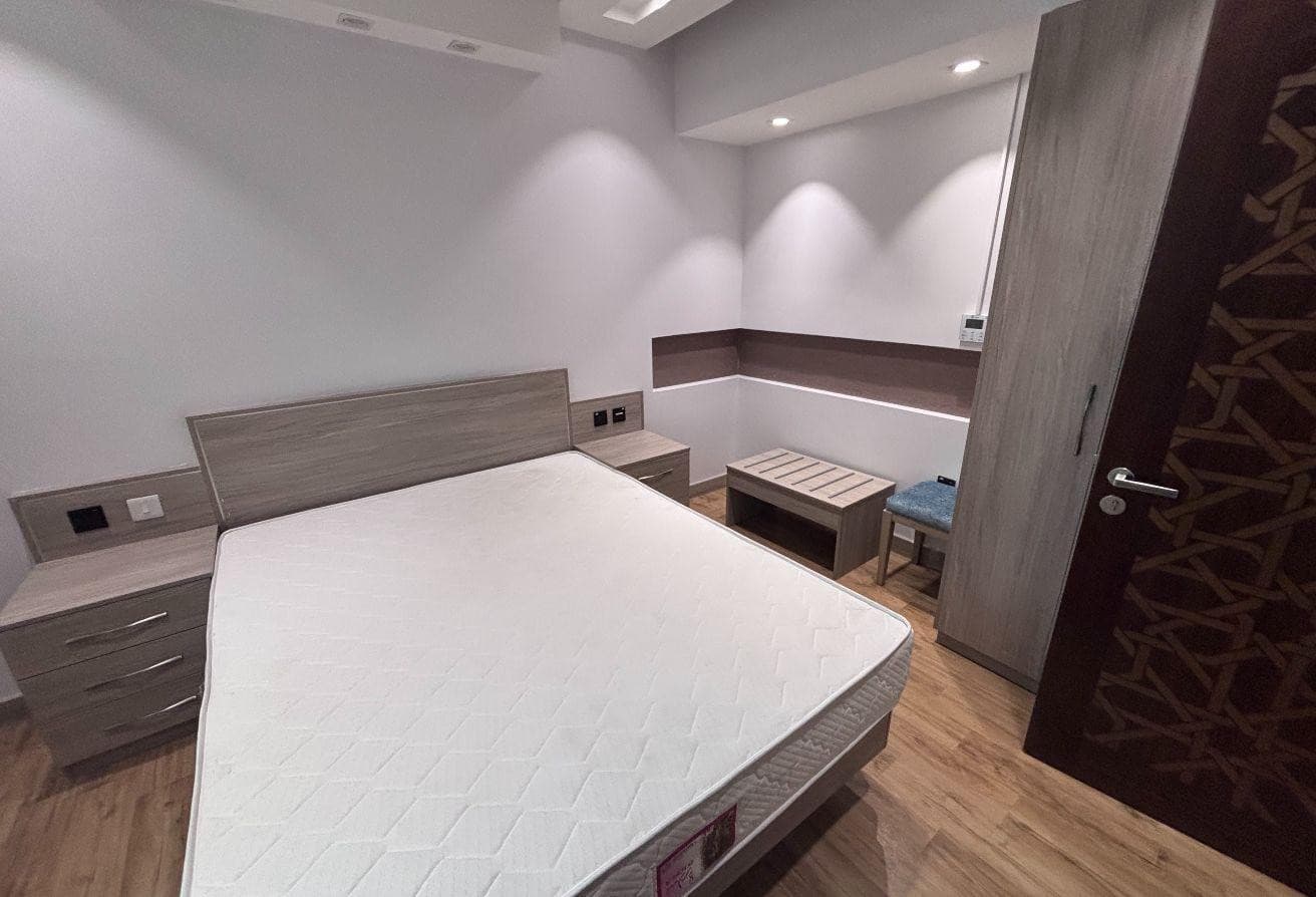 special offer-1BHK FF near Mirqab Mall-Inc. Bills