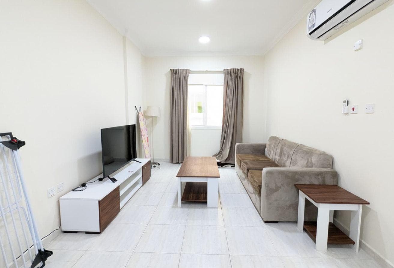 1BHK Fully Furnished in Umm Ghwailina Bills incl