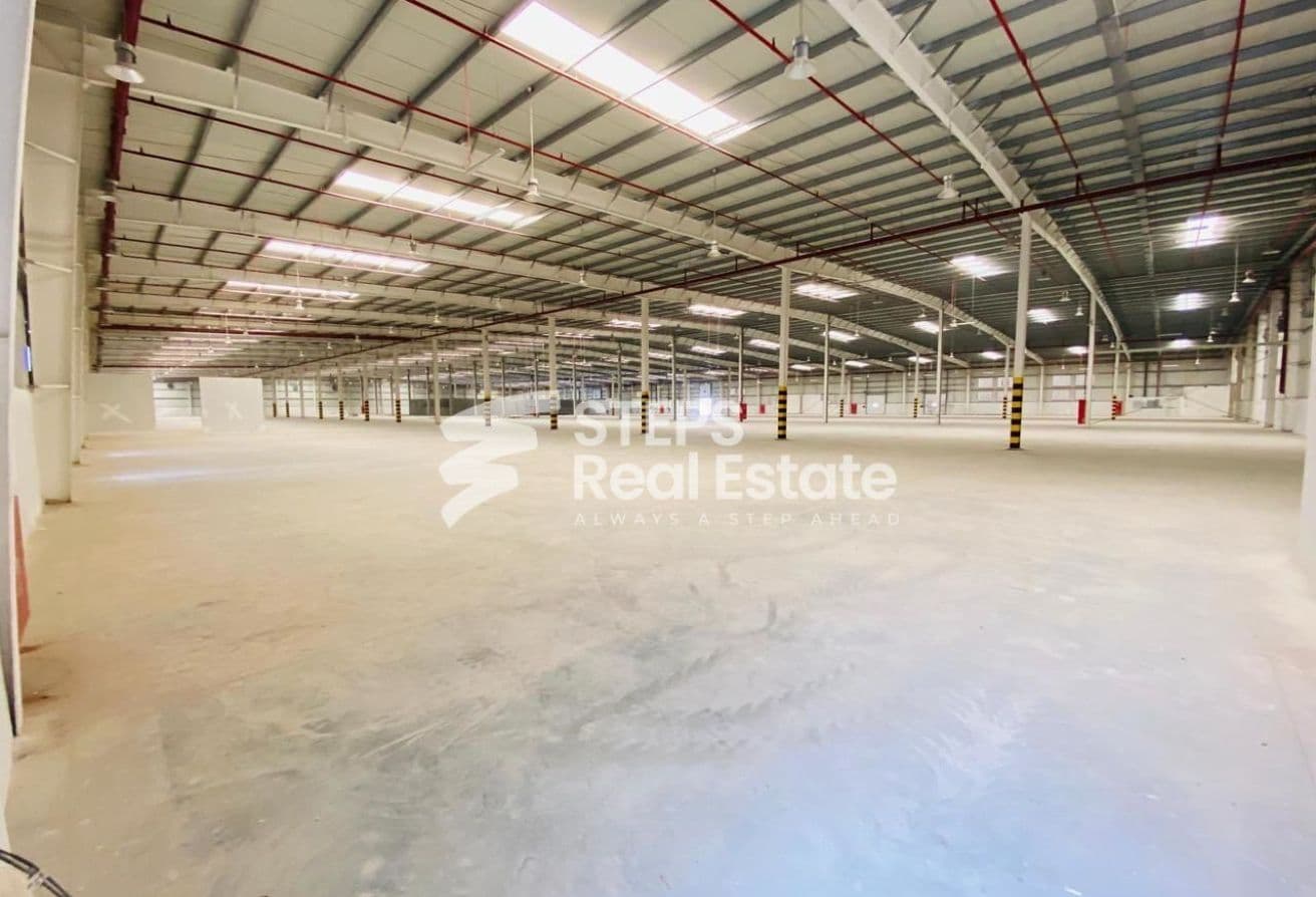 Affordable Warehouse with Office in Umm Salal Ali