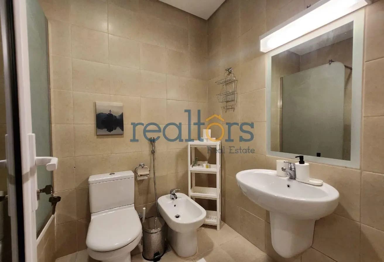 Luxury 2BR+Maid FF | Zig Zag Tower B | For Sale