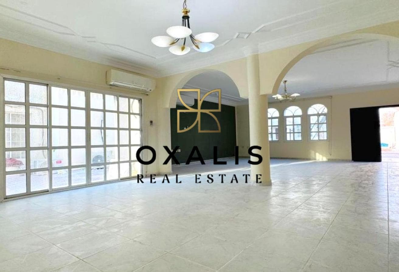 HUGE AND SPACIOUS 5 BHK VILLA | AMAZING AMENITIES