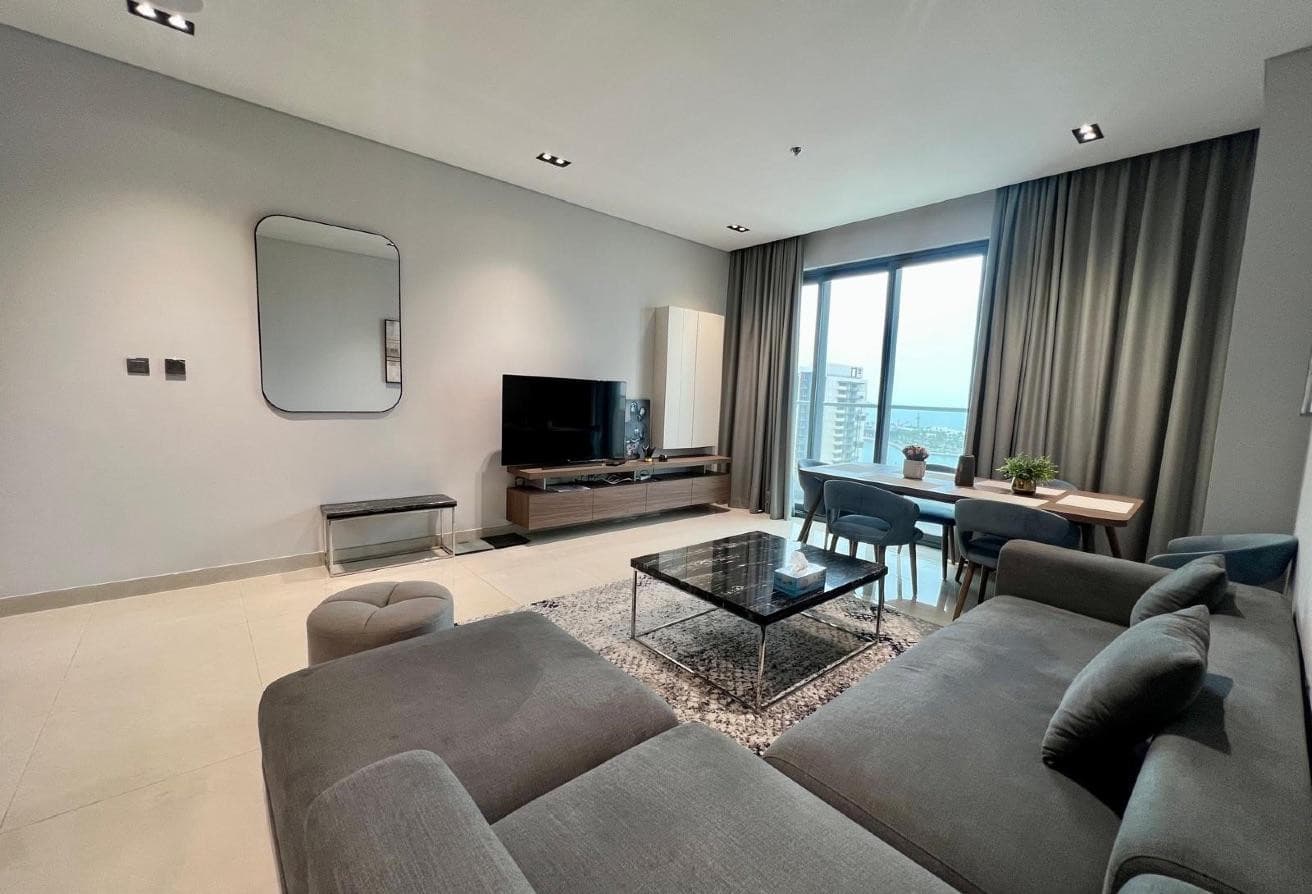 MODERN 1BEDROOM - INCLUDING BILLS - SEA VIEW