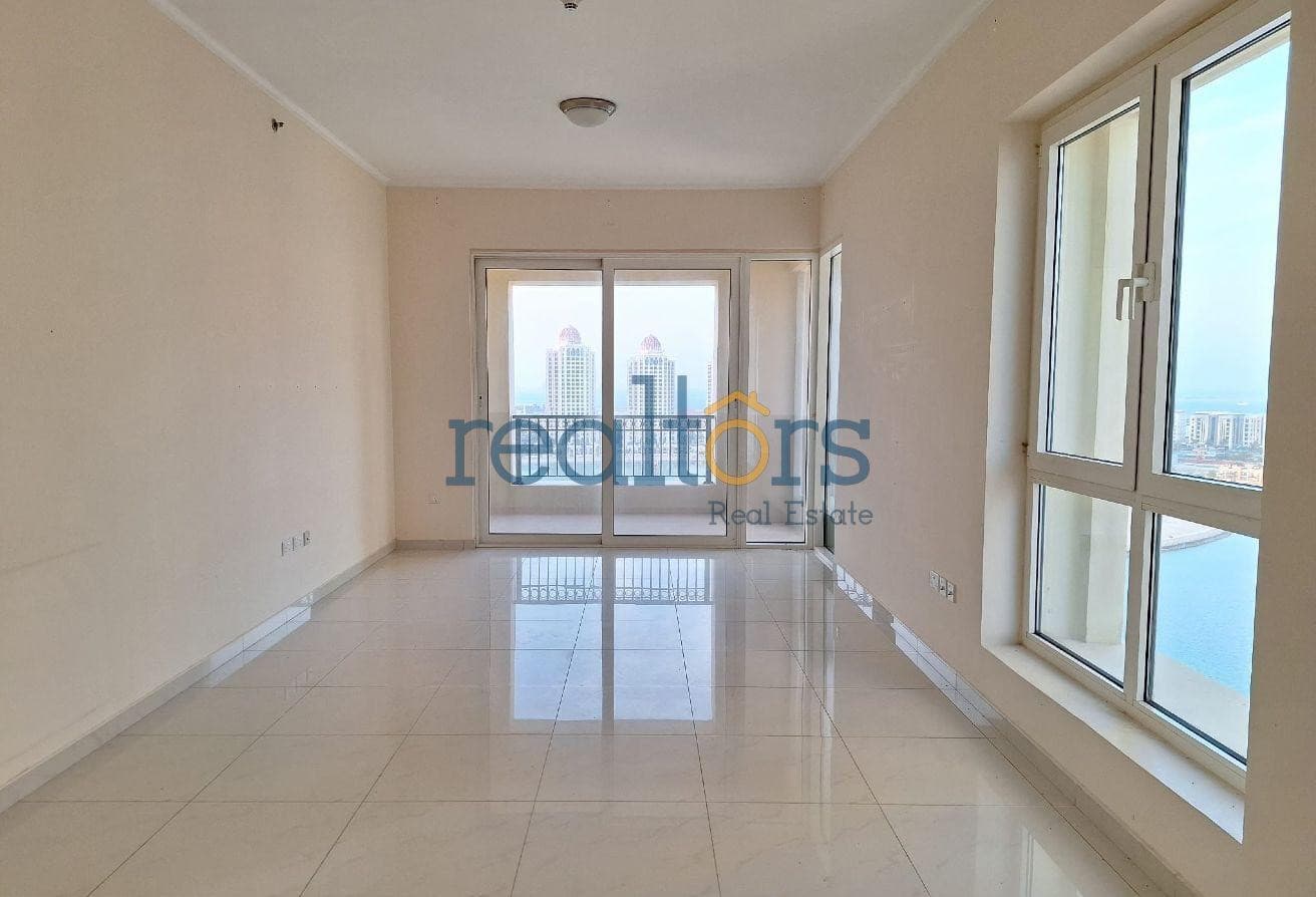 Great Deal!! Gorgeous corner 2 bedroom apartment