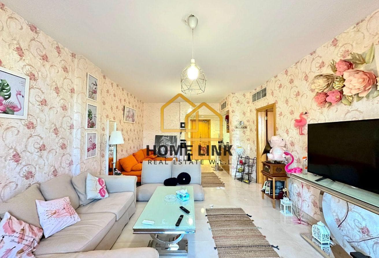 FULLY FURNISHED 1 BEDROOM APARTMENT IN FOXHILLS