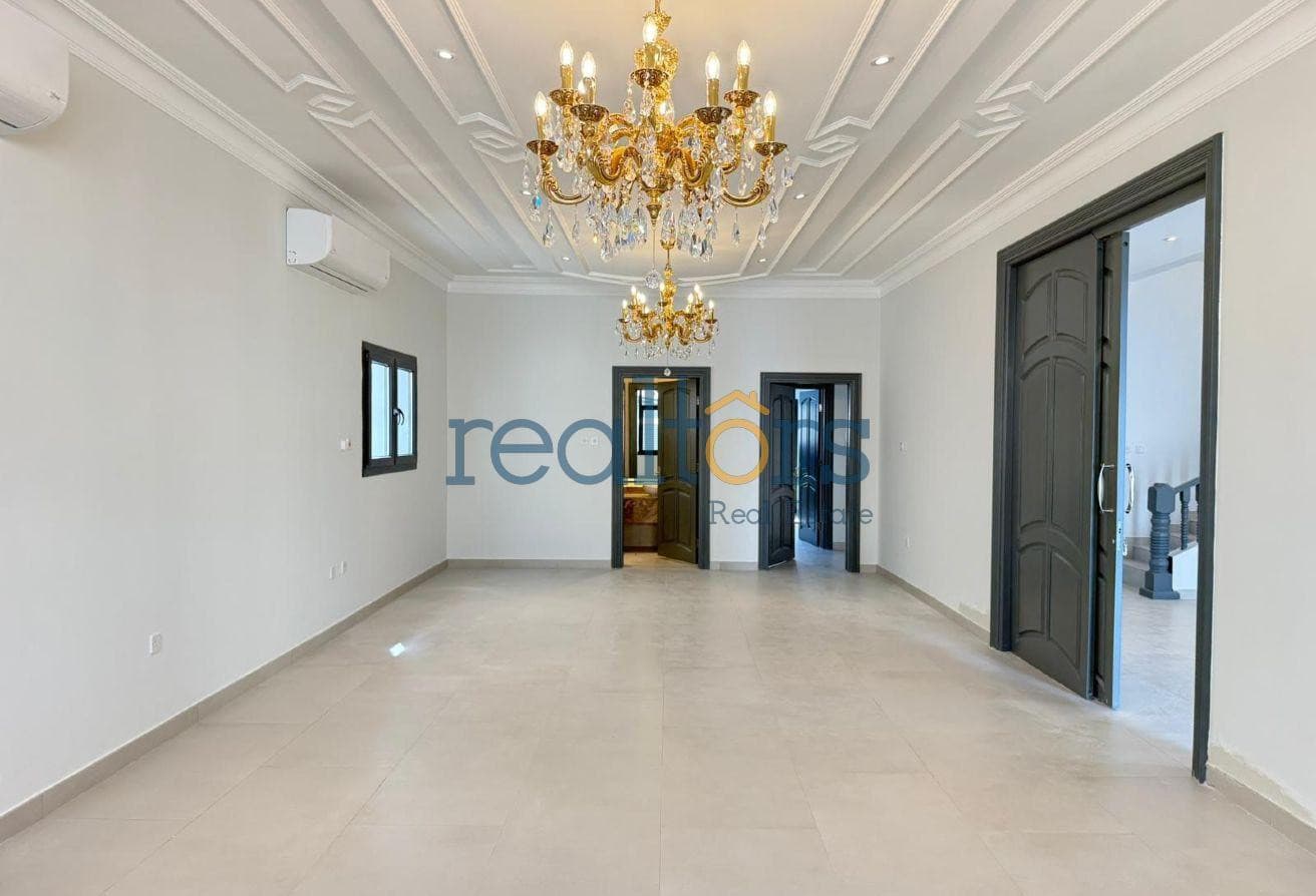 Perfect Fully Upgraded 6 BHK (MASTER) Plus maid