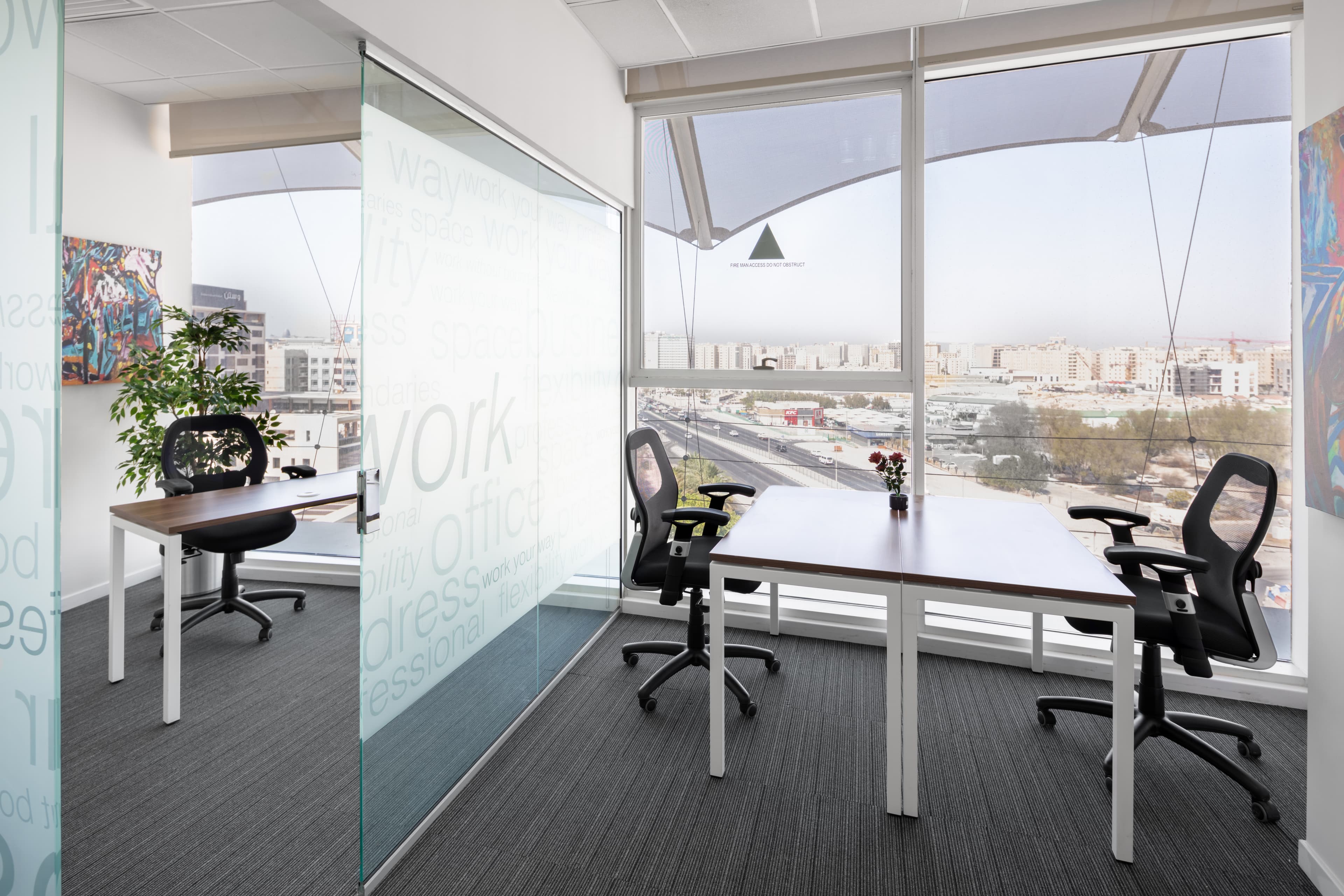 All-inclusive access to professional workspace for rent for 5 persons in DOHA, Al Ghanem Building