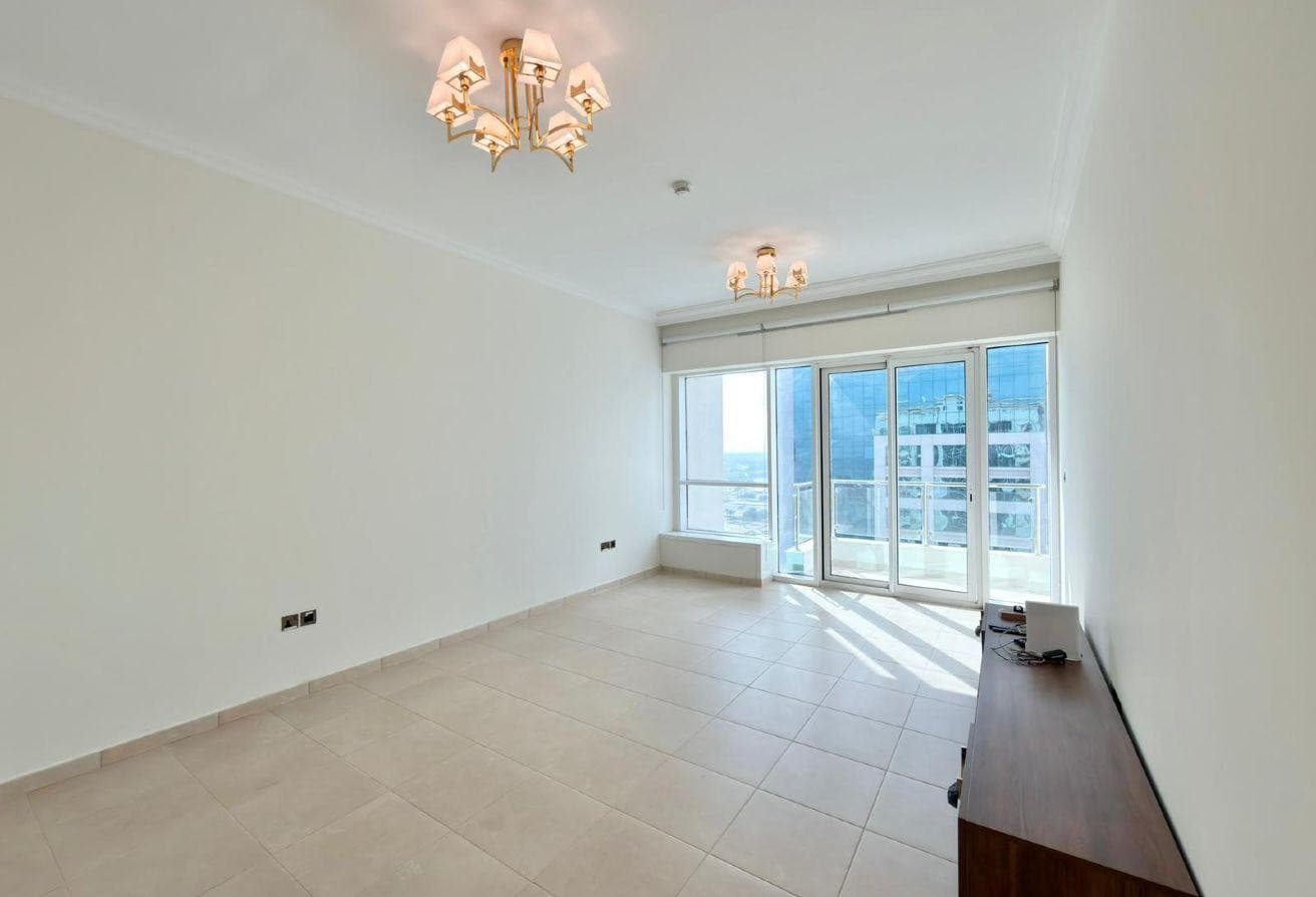 3BR | SF | Utilities Included | Balcony