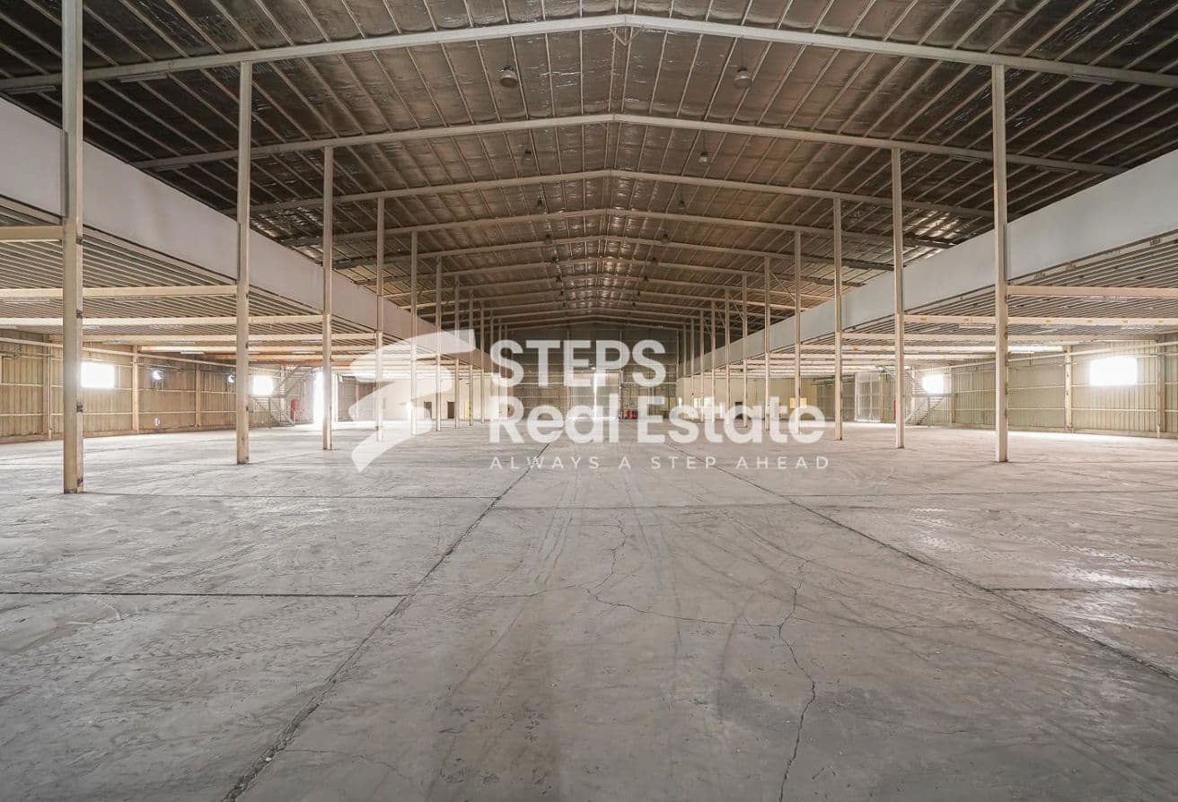 Steel Factory with Mezzanine in New Industrial