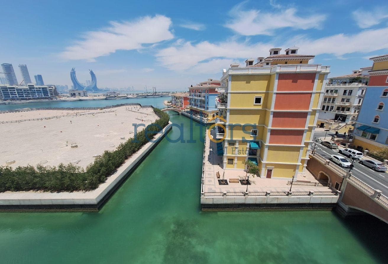 AMZ PRICE 1 BED SEMI FURNISHED CANAL VIEW