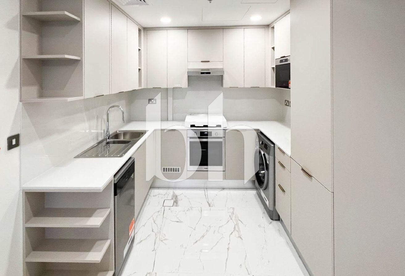 STYLISH & MODERN | 2 BEDROOMS | CITY VIEW