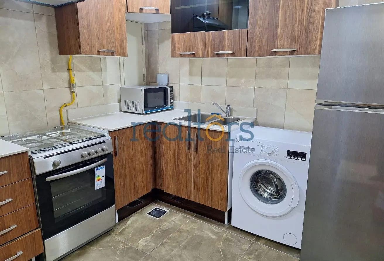 Great deal! Ready tittle deed. Nice 1 bedroom unit