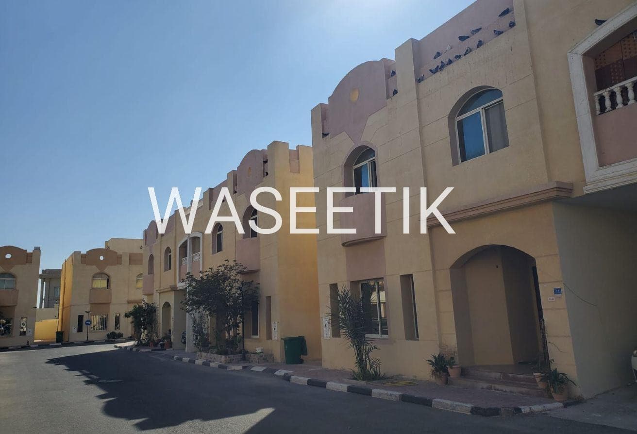 Spacious 5bhk Villa in Ain Khaled –Inside Compound