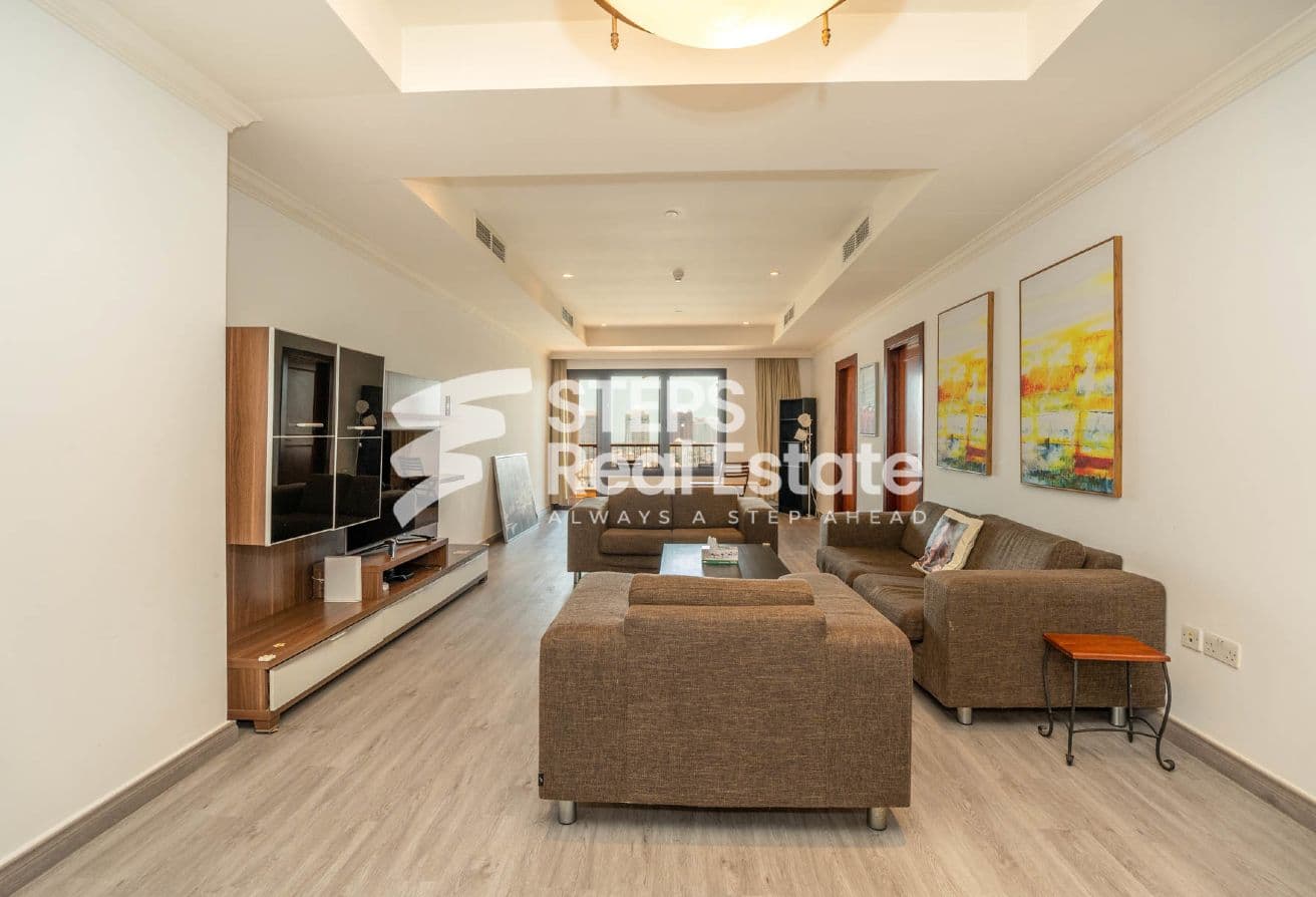Prestigious Pearl Apartment with Stunning Sea View