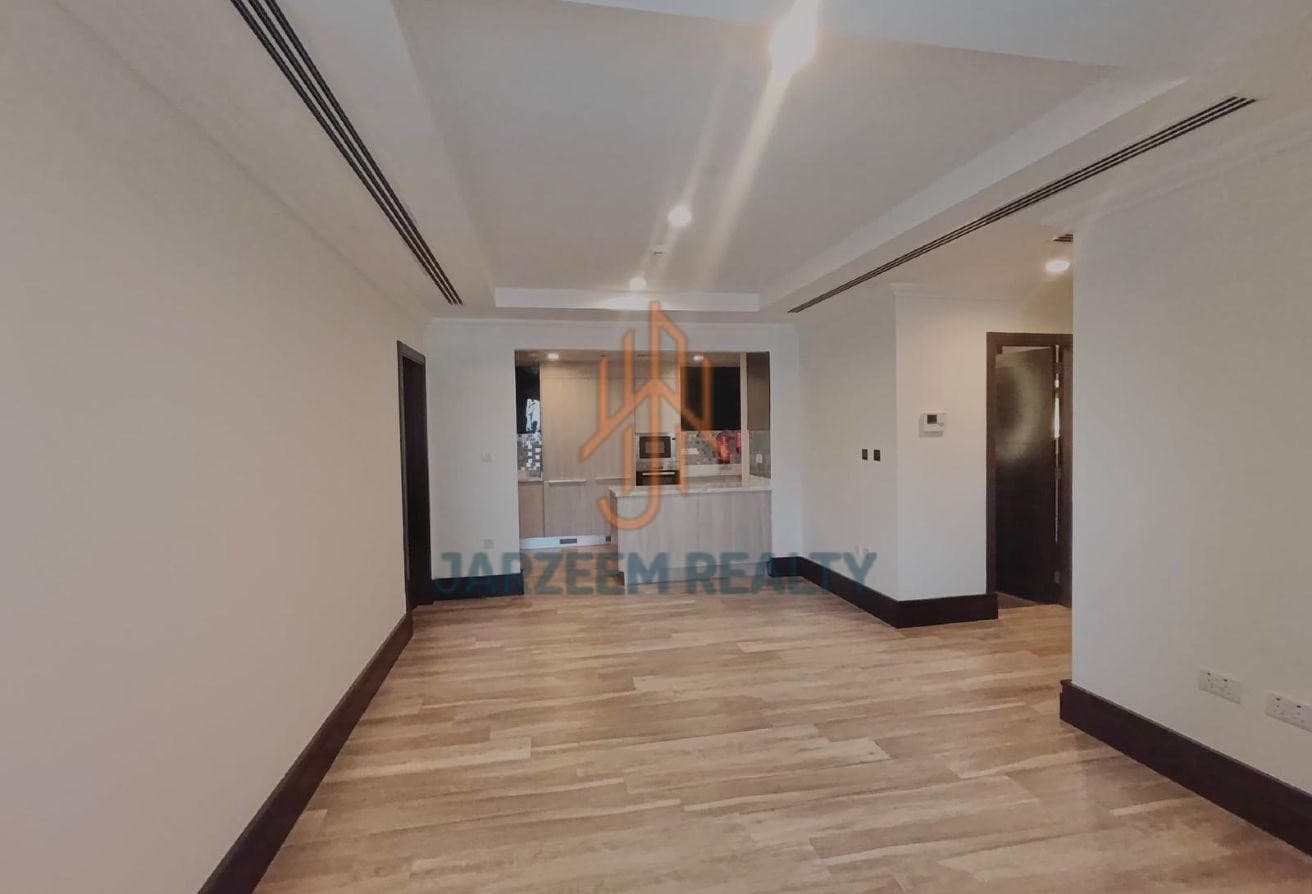 1BR | SF | Utilities Included | Beach Access