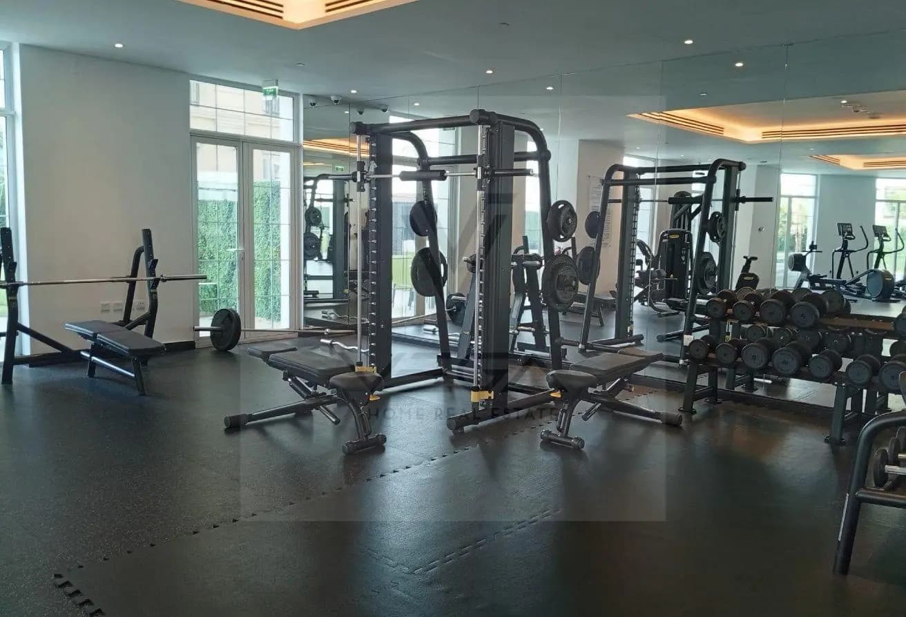 Spacious Apartment For Rent with Maid Room