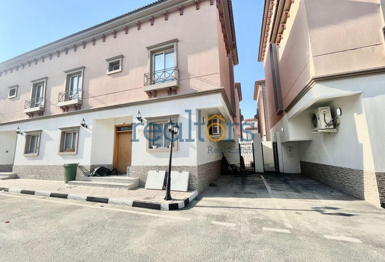 5 BR Unfurnished Villa | Compound | Amenities