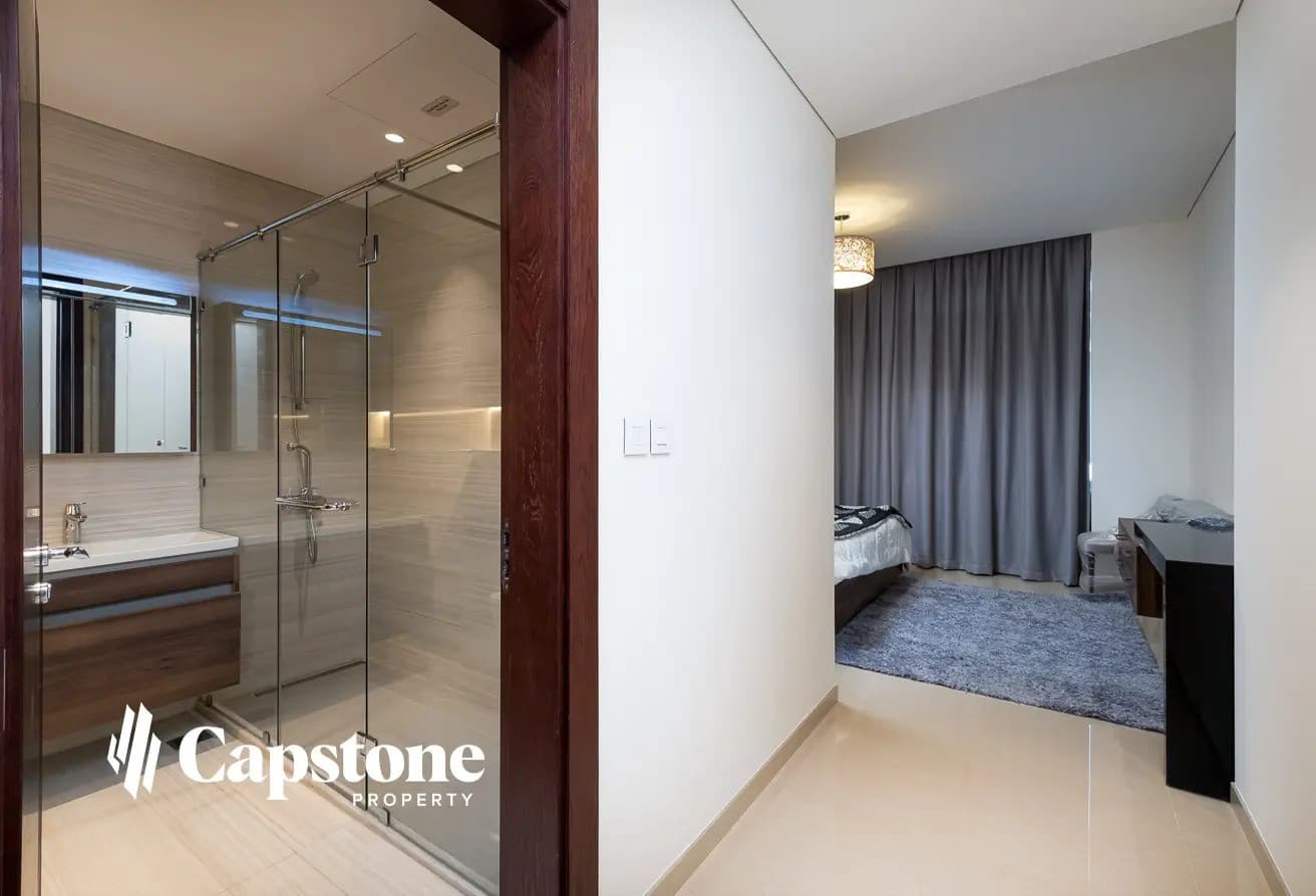 SPACIOUS AND HIGH-END 2BR+MAID APARTMENT