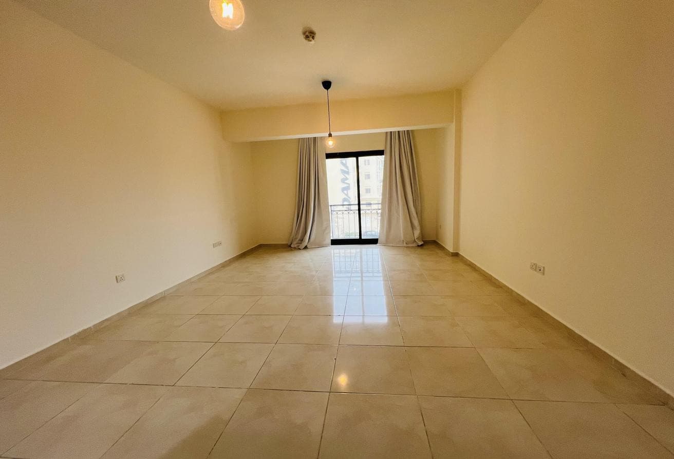 INCLUDINLuxury One bedroom APARTMENT-SF FURNISHED